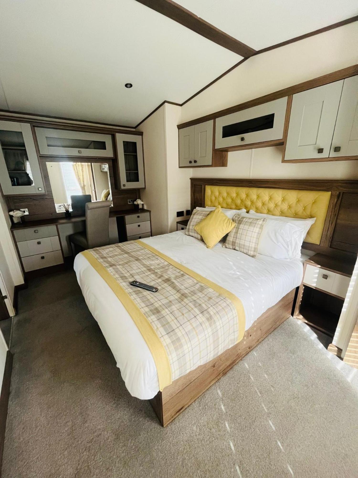 Lakeside Escape With Hot Tub York Extérieur photo